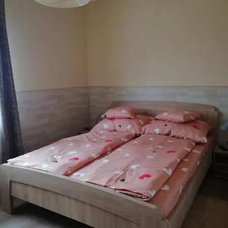 Imola Es Andrea Apartmanhaz 3 Hajduszoboszlo Exterior photo